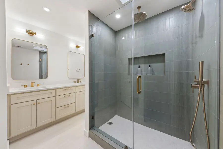 2317 Gibbs Williams Circle, Dallas, TX 75224 - Image #2