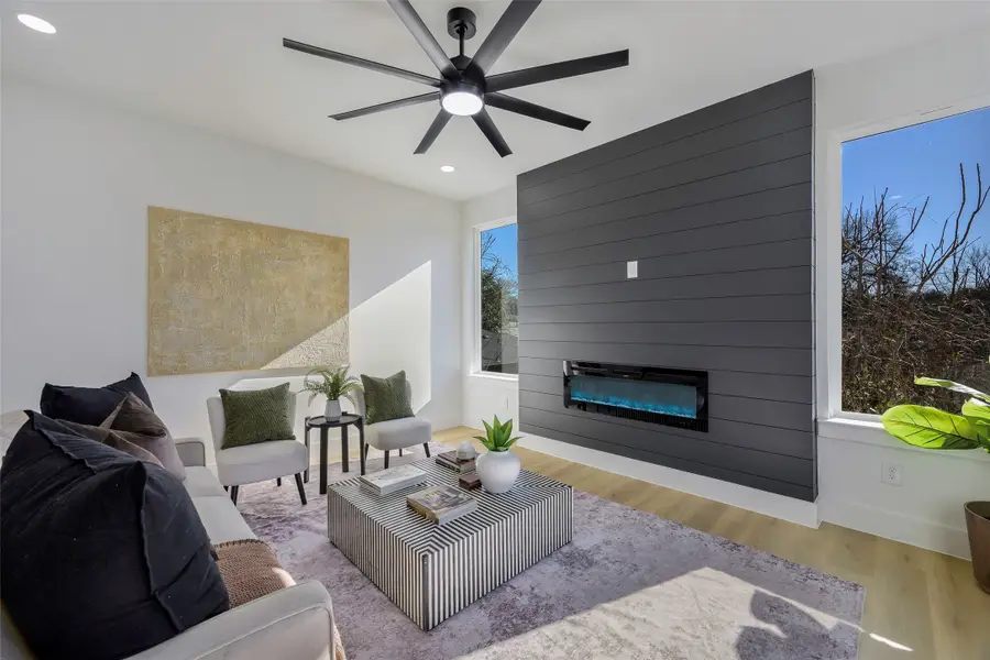 2302 Anderson Street, Dallas, TX 75215 - Image #2