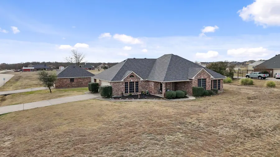 697 Alexander Lane, Royse City, TX 75189 - Image #2
