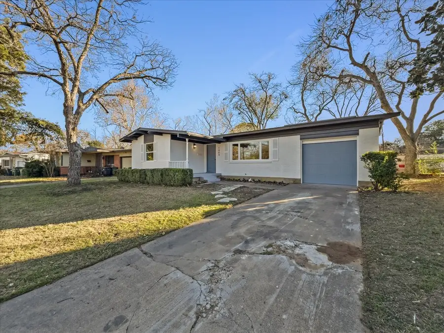 1404 Marshalldale Drive, Arlington, TX 76013 - Image #3