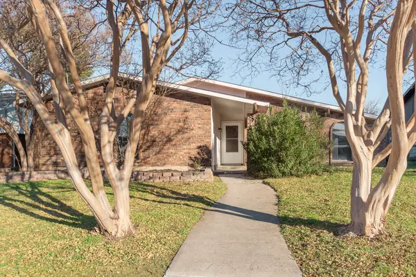 5220 Pruitt Drive, The Colony, TX 75056