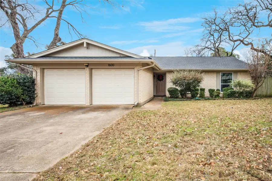 1600 Celeste Court, Arlington, TX 76012 - Image #2
