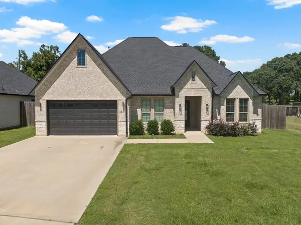 255 Kathryn's Court, Mt Pleasant, TX 75455