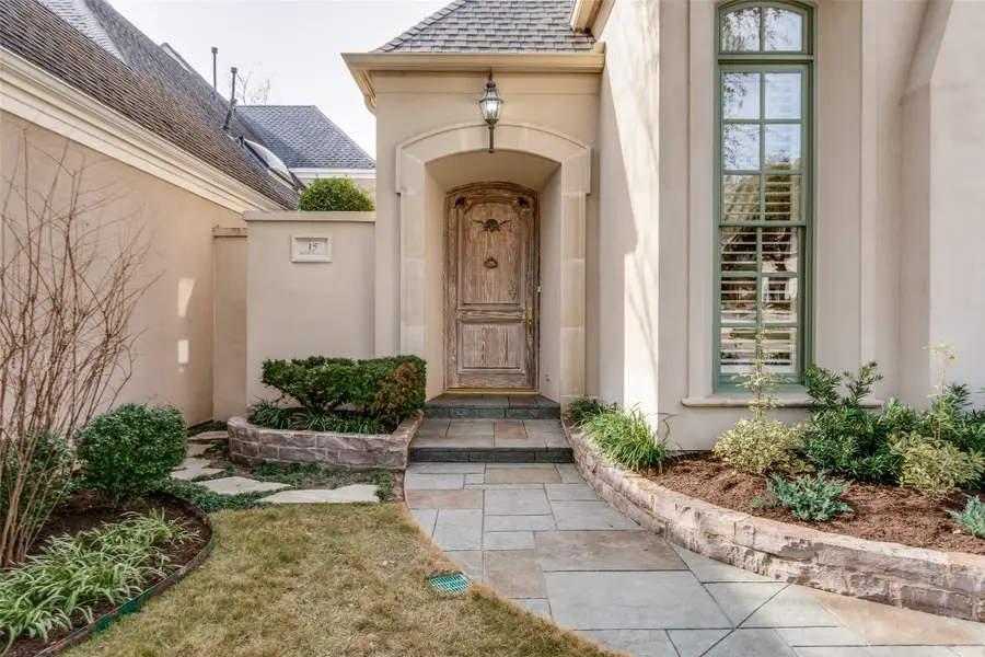 15 Wooded Gate Drive, Dallas, TX 75230 - Image #2