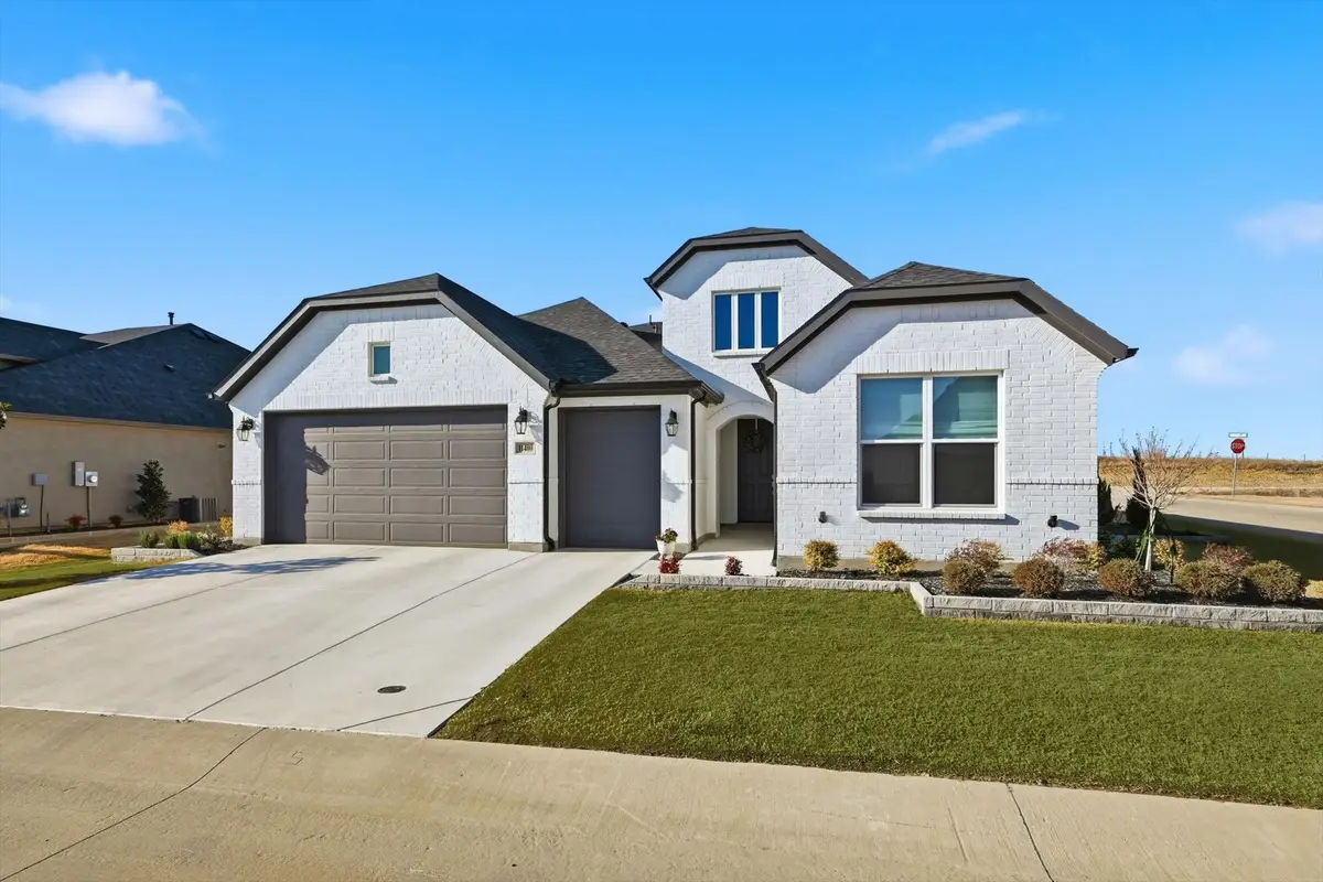 11400 Iron Bark Drive, Denton, TX 76207 - Image #1