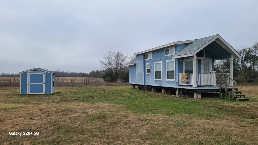 10621 Fm 512, Wolfe City, TX 75496 - Image #3