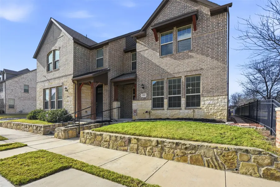 5585 Crosby Drive, North Richland Hills, TX 76180 - Image #3