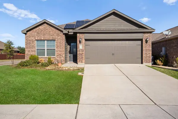1630 Park Trails Boulevard, Princeton, TX 75407