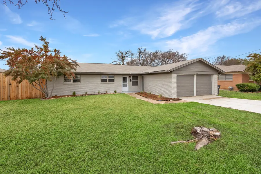 5920 Walraven Circle, Fort Worth, TX 76133 - Image #2