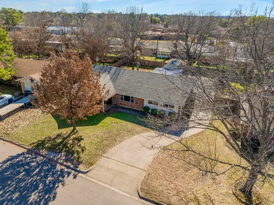 7408 Maple Drive, North Richland Hills, TX 76180 - Image #3