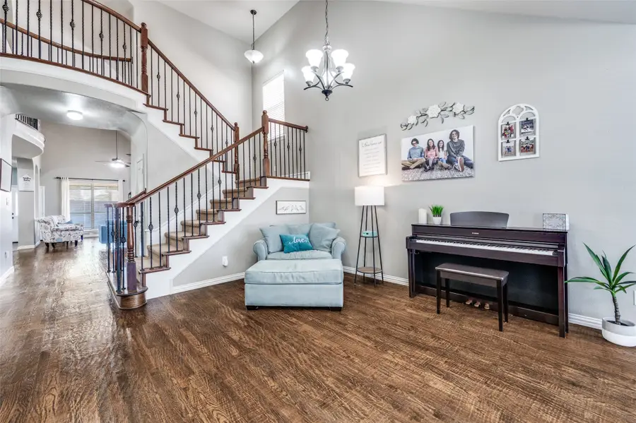 14049 Valley Mills Drive, Frisco, TX 75033 - Image #2