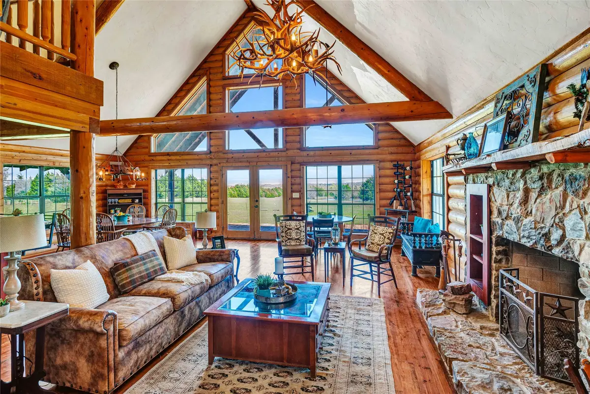 1430 County Road 3025, Bonham, TX 75418 - Image #1