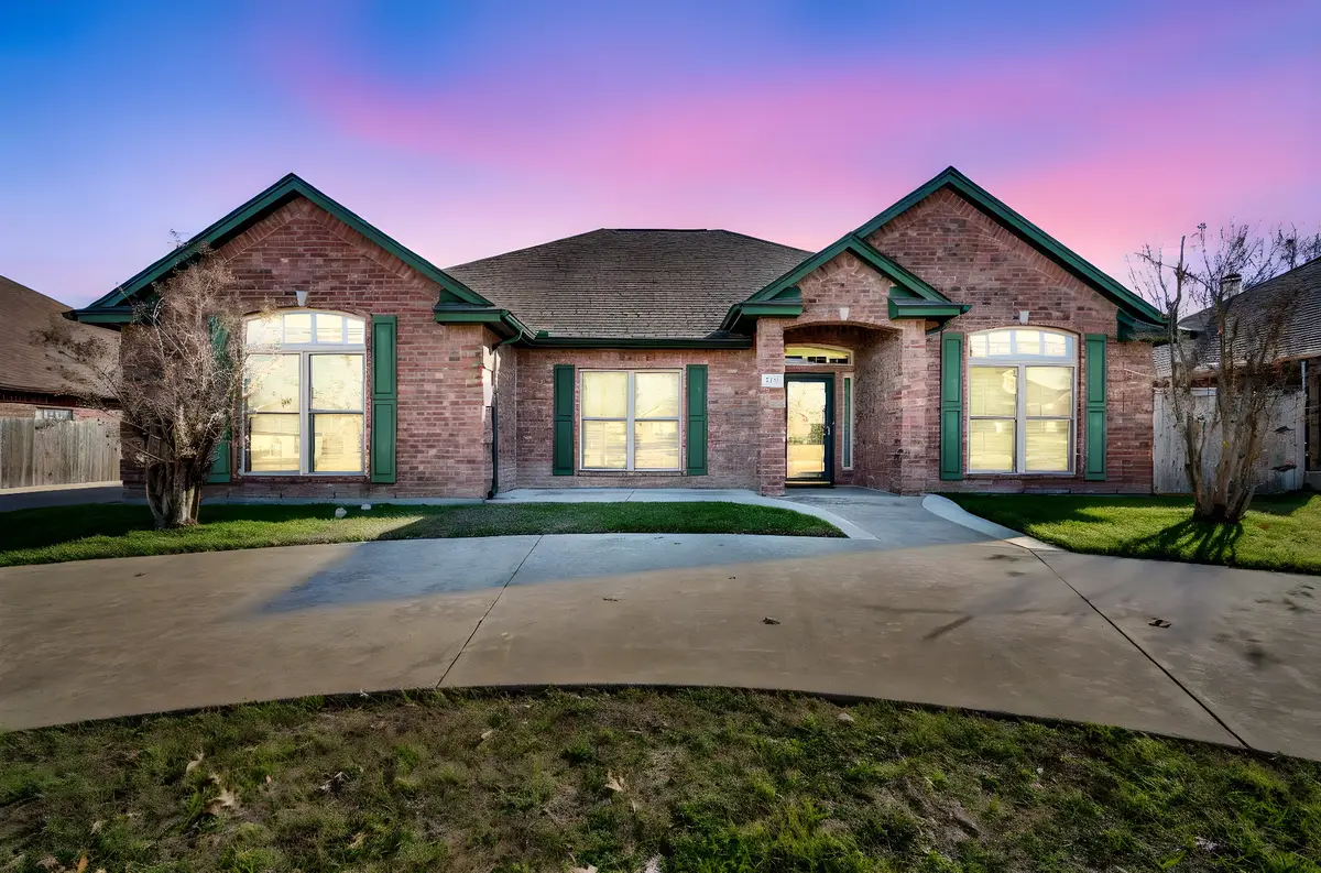 503 Northgate Drive, Waxahachie, TX 75165 - Image #1