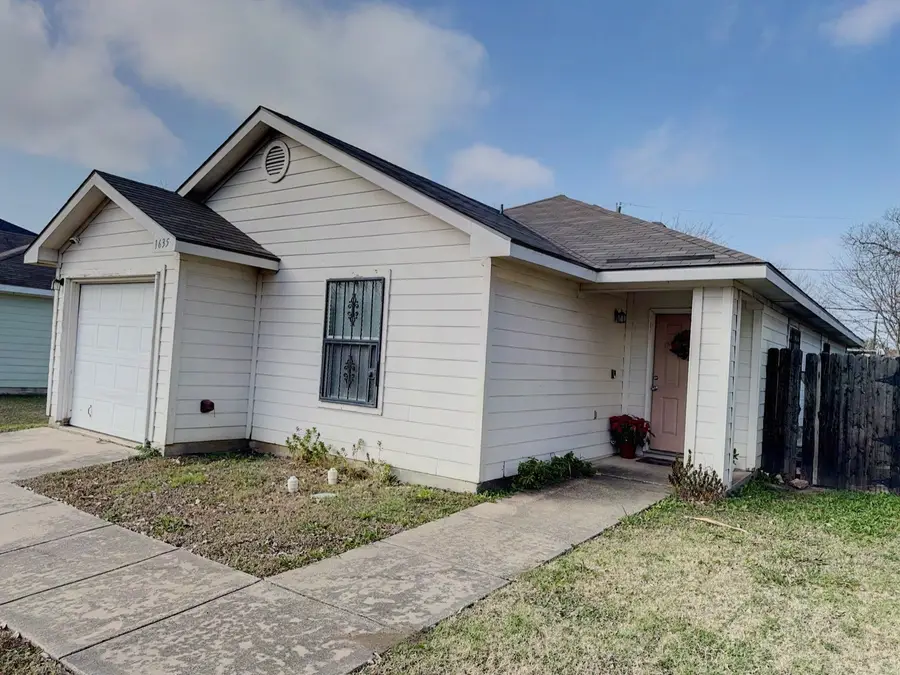 1635 Red Cloud Drive, Dallas, TX 75217 - Image #2