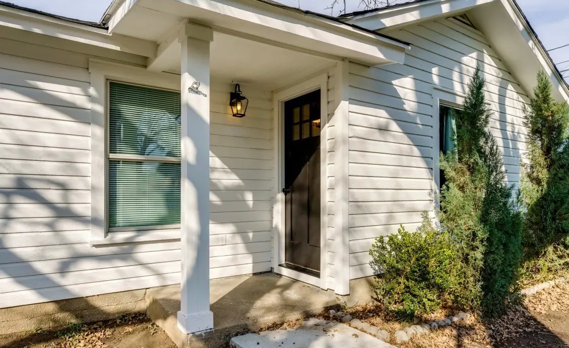 2021 Bluebonnet Drive, Fort Worth, TX 76111 - Image #1