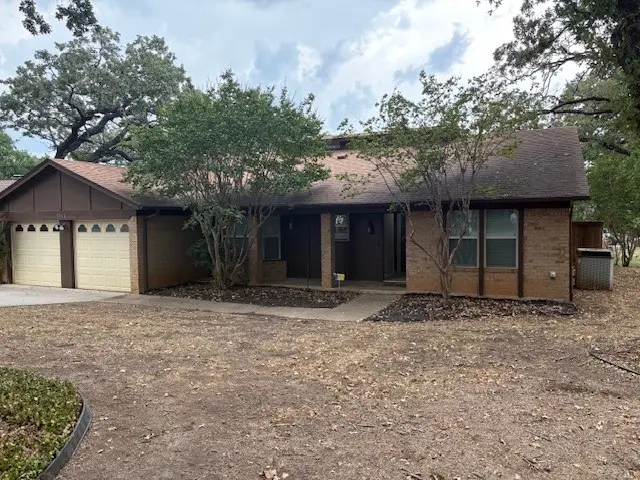 5302 Bright Star Trail, Arlington, TX 76017 - Image #1