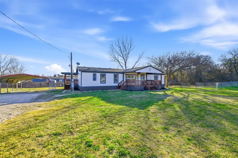 111 Jody Lane, Azle, TX 76020 - Image #3