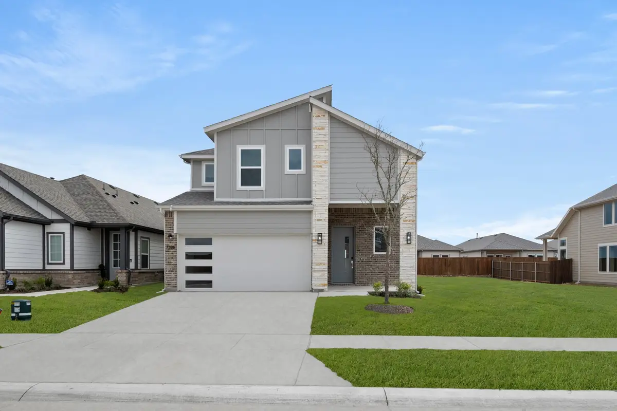 7325 Autumn Hill Drive, Denton, TX 76249 - Image #1