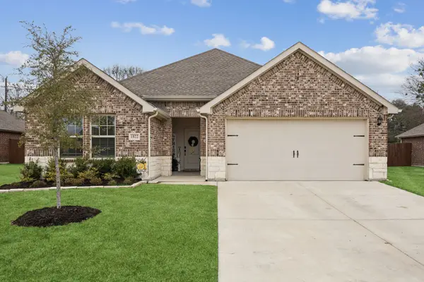 1822 Pecan Valley Drive, Kaufman, TX 75142