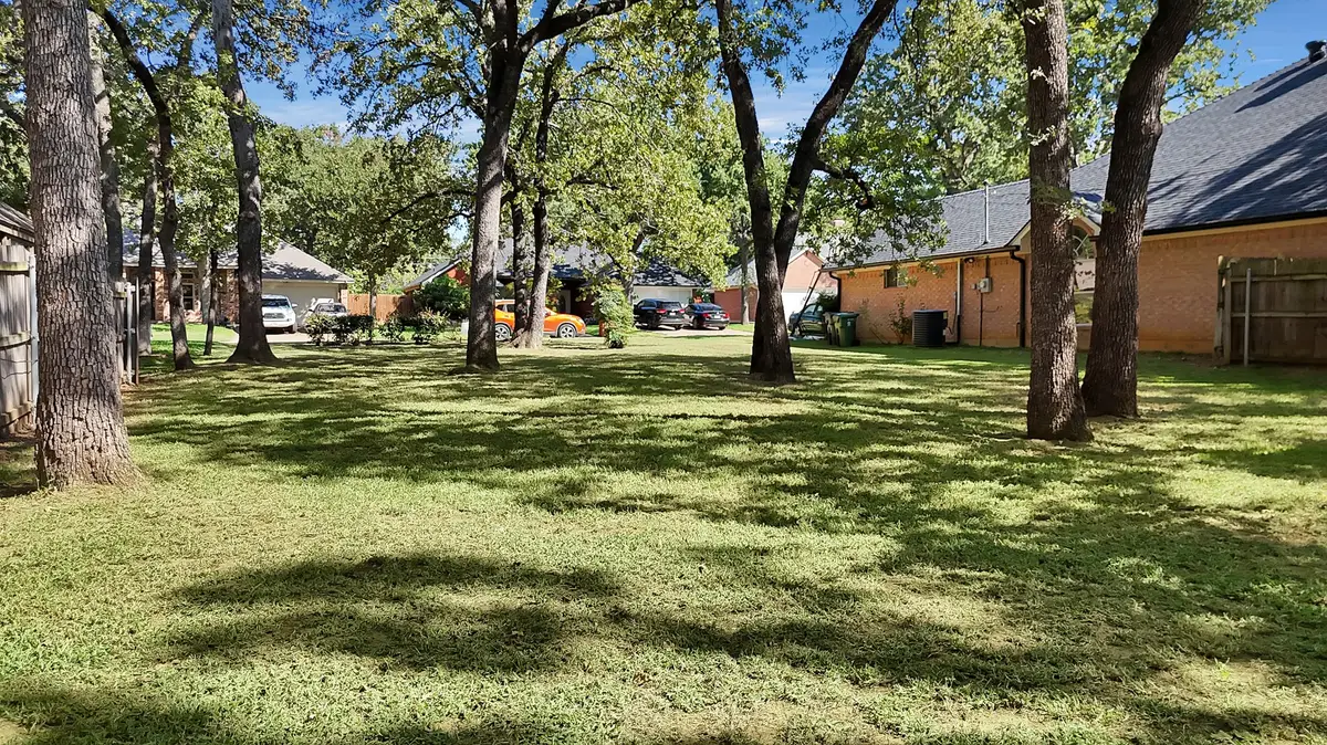 3830 Sounder Drive, Arlington, TX 76001 - Image #1