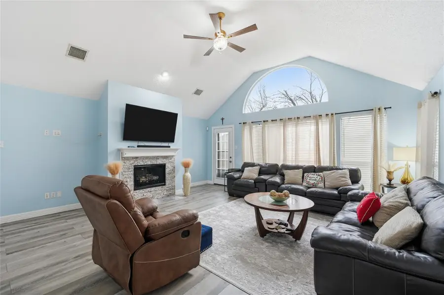 6003 Vista Park Lane, Sachse, TX 75048 - Image #3