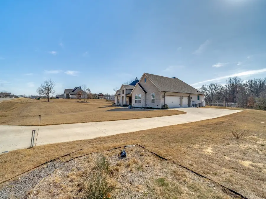 2021 Dolly Drive, Weatherford, TX 76088 - Image #3