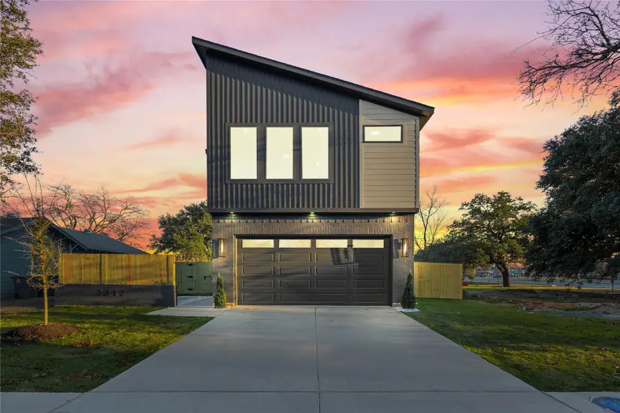 2212 Marburg Street, Dallas, TX 75215 - Image #2