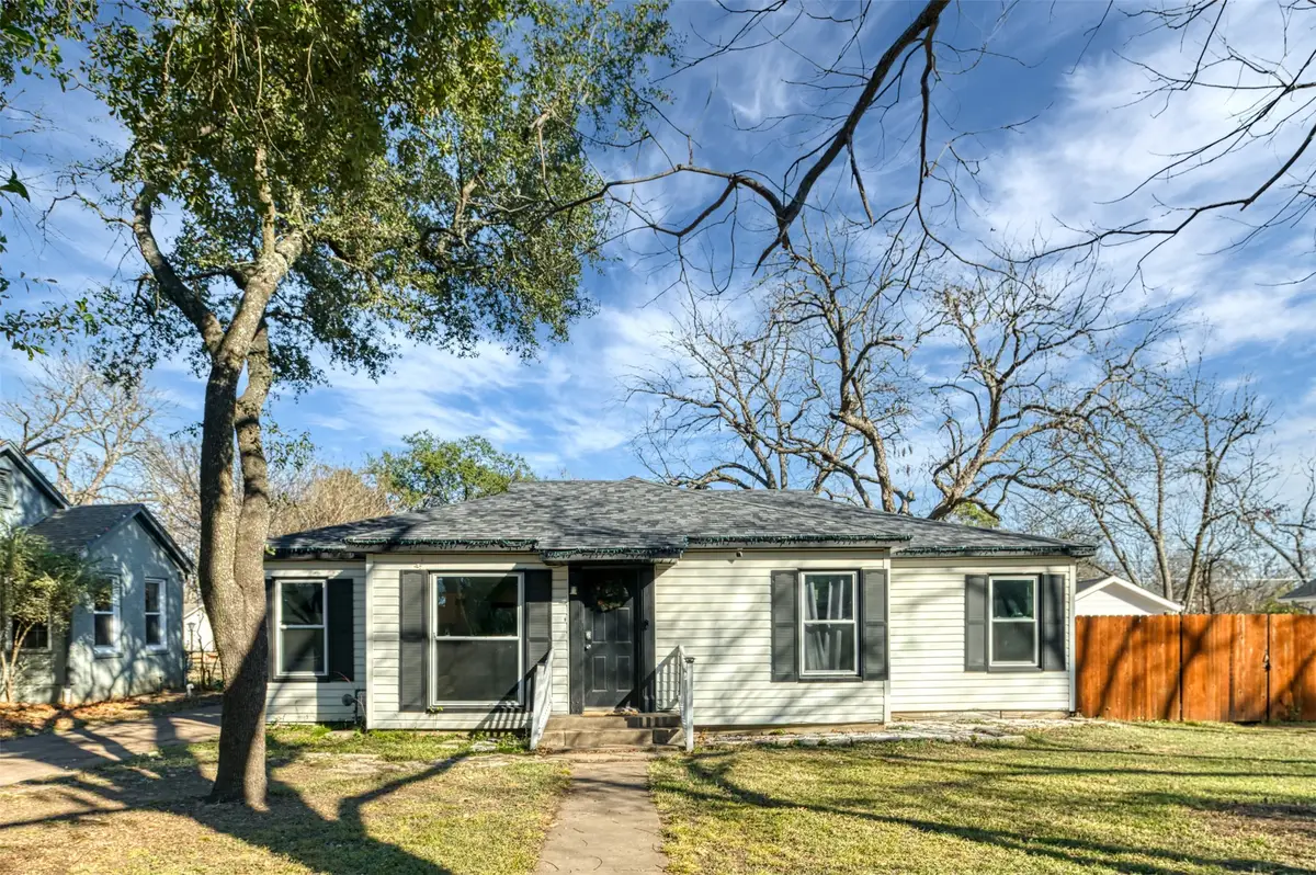 505 Bellevue Drive, Cleburne, TX 76033 - Image #1