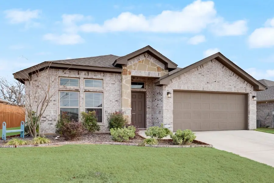 1202 Holly Street, Cleburne, TX 76033 - Image #3