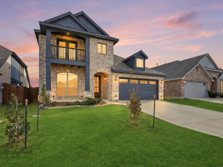 624 Pawprint Hollow, Godley, TX 76044 - Image #3