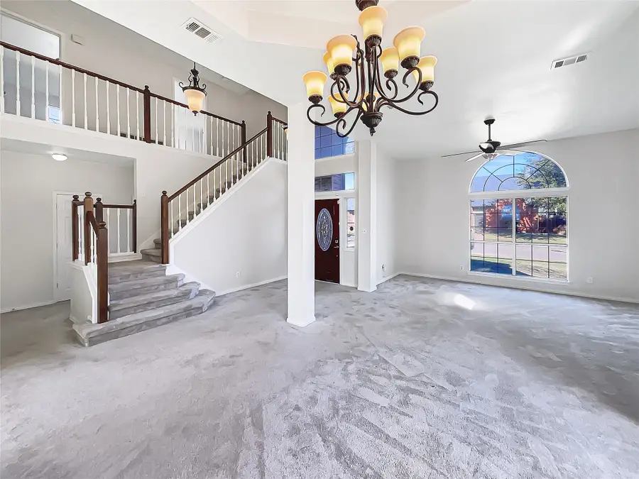 8402 Trail Lake Drive, Rowlett, TX 75088 - Image #3