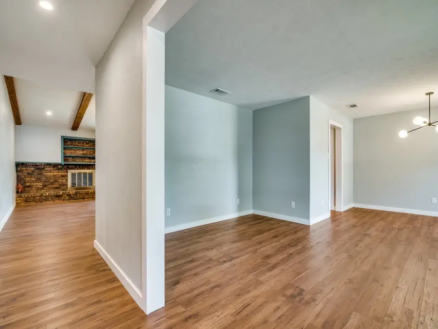 3502 Vista Oaks Drive, Garland, TX 75043 - Image #3