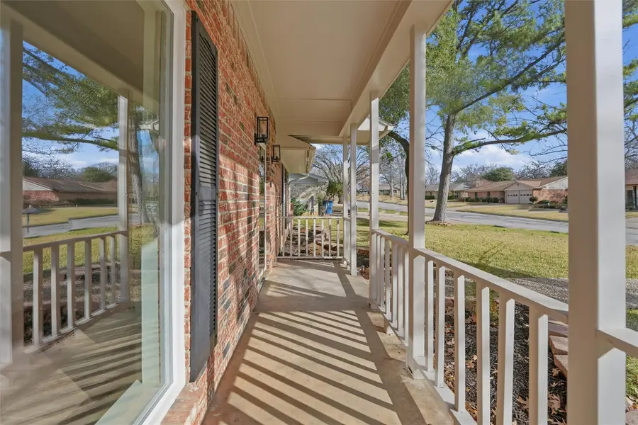 2822 Wentwood Drive, Grapevine, TX 76051 - Image #3