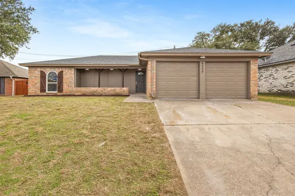 6524 Kary Lynn Drive S, Watauga, TX 76148