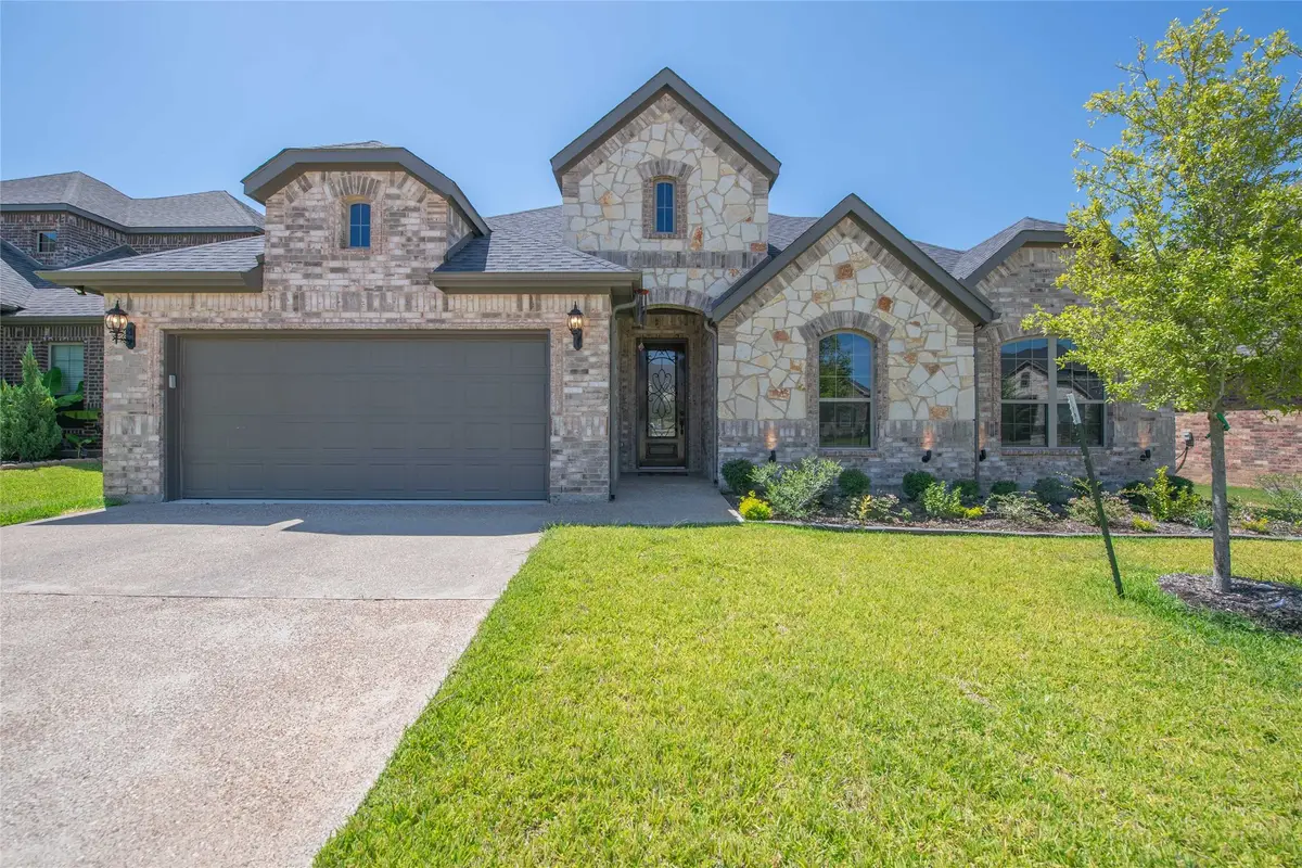 101 Cedar Creek Court, Woodway, TX 76712 - Image #1