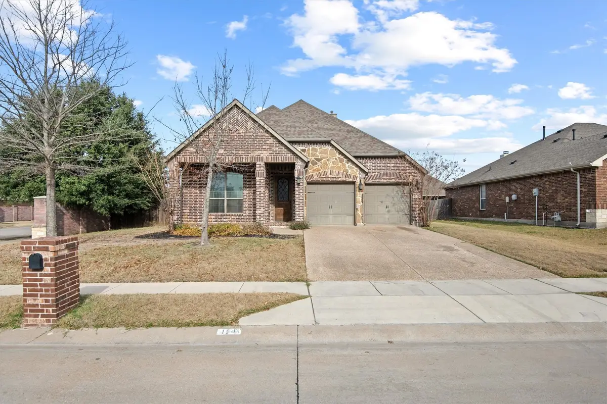 114 Thoroughbred Street, Waxahachie, TX 75165 - Image #1