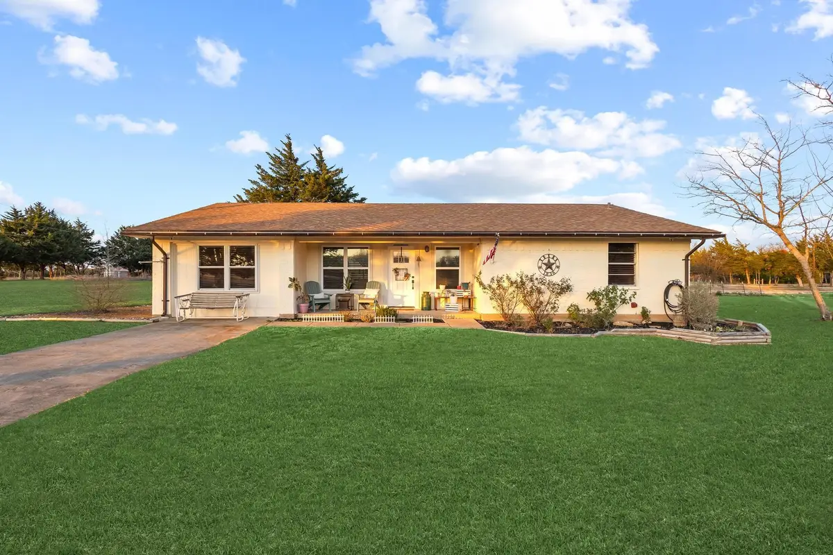 3387 Fm 121, Van Alstyne, TX 75495 - Image #1