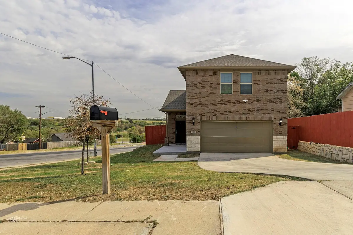 3222 Roosevelt Avenue, Fort Worth, TX 76106 - Image #1