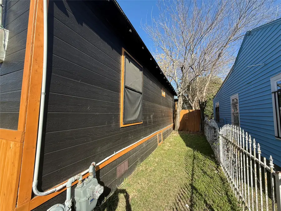 2912 Frazier Street, Dallas, TX 75210 - Image #3