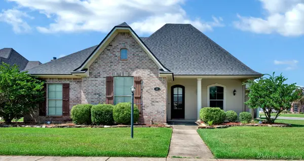 1111 Creole Drive, Bossier City, LA 71111