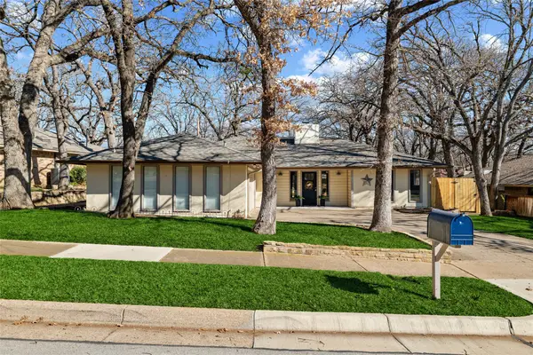 5101 Caliente Drive, Arlington, TX 76017