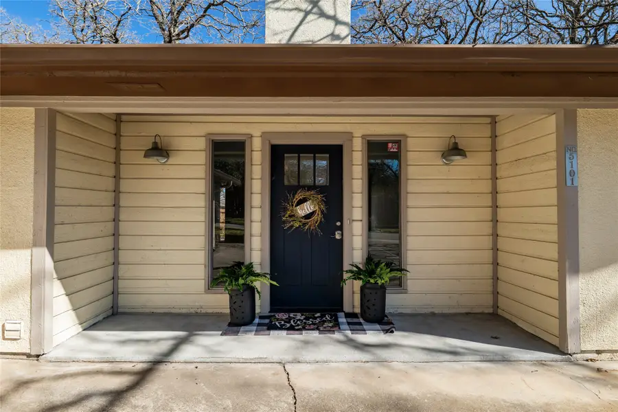 5101 Caliente Drive, Arlington, TX 76017 - Image #3