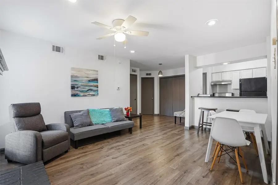 9520 Royal Lane #207, Dallas, TX 75243 - Image #3