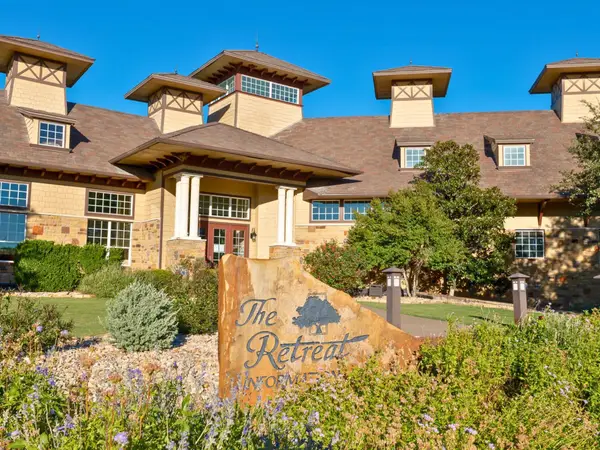 8400 Forest Lake Loop, Cleburne, TX 76033