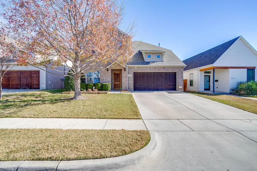 2817 Townsend Drive, Fort Worth, TX 76110 - Image #2