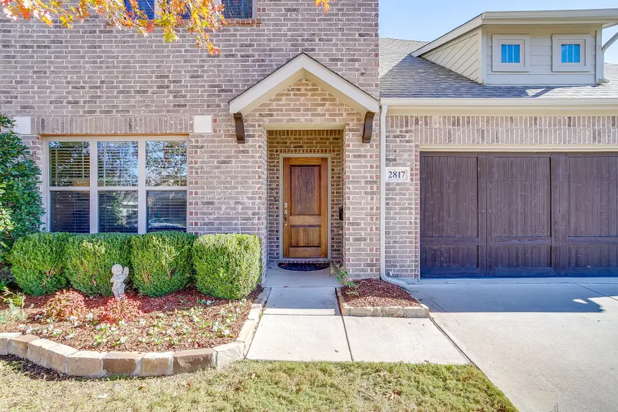 2817 Townsend Drive, Fort Worth, TX 76110 - Image #3