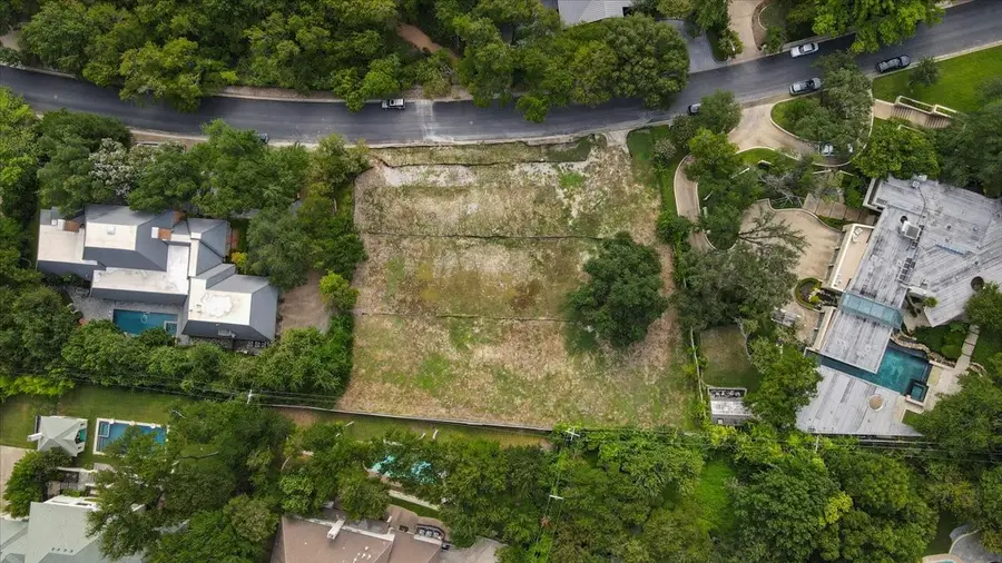 2004 Indian Creek Drive, Westover Hills, TX 76107 - Image #3