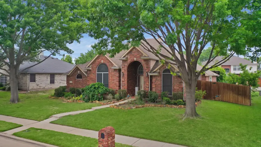 10108 Morning Glory Place, Frisco, TX 75035 - Image #2