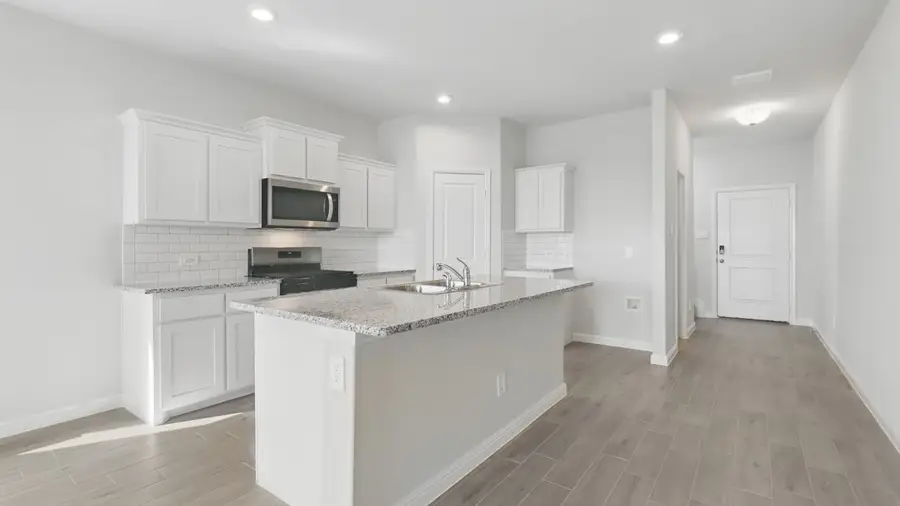 216 Affirmed Court, Granbury, TX 76049 - Image #2