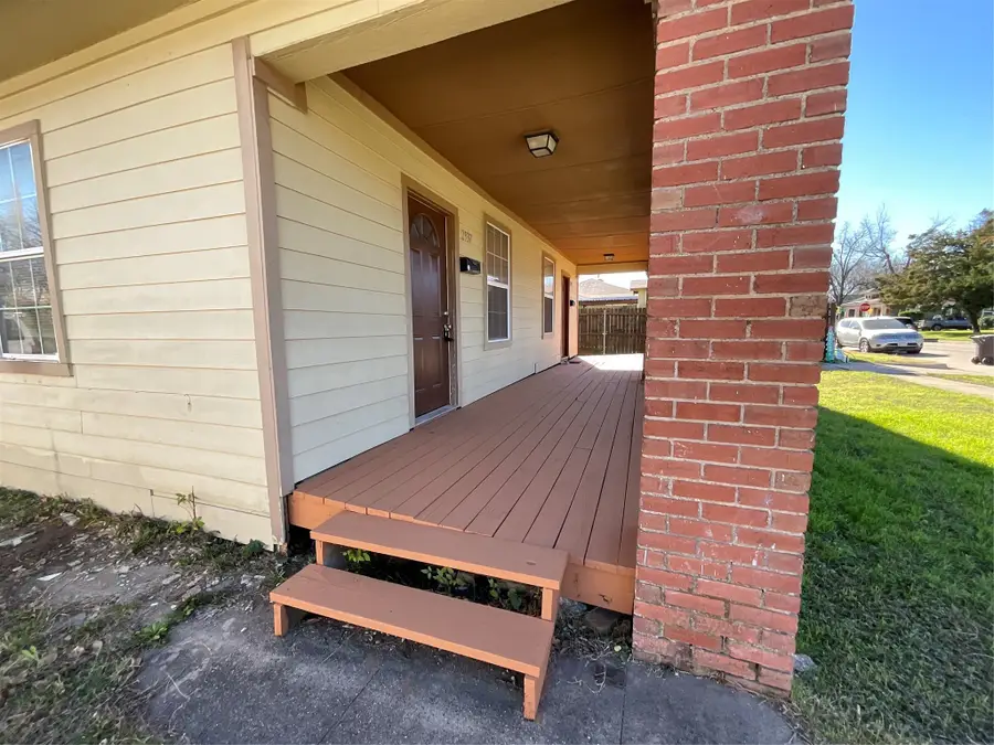 2937 S Adams Street, Fort Worth, TX 76110 - Image #3